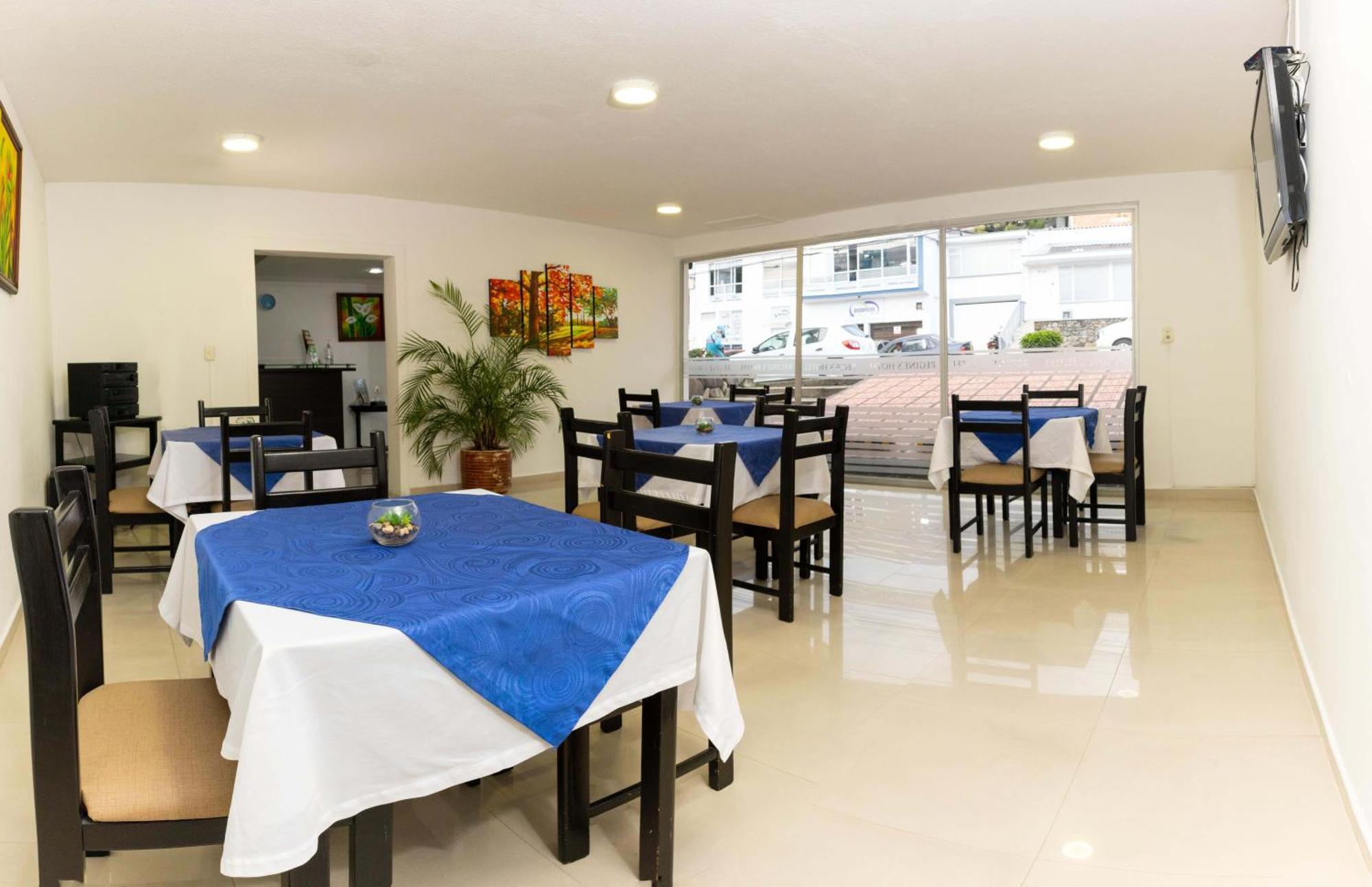 Hotel Regine'S Манисалес Екстериор снимка