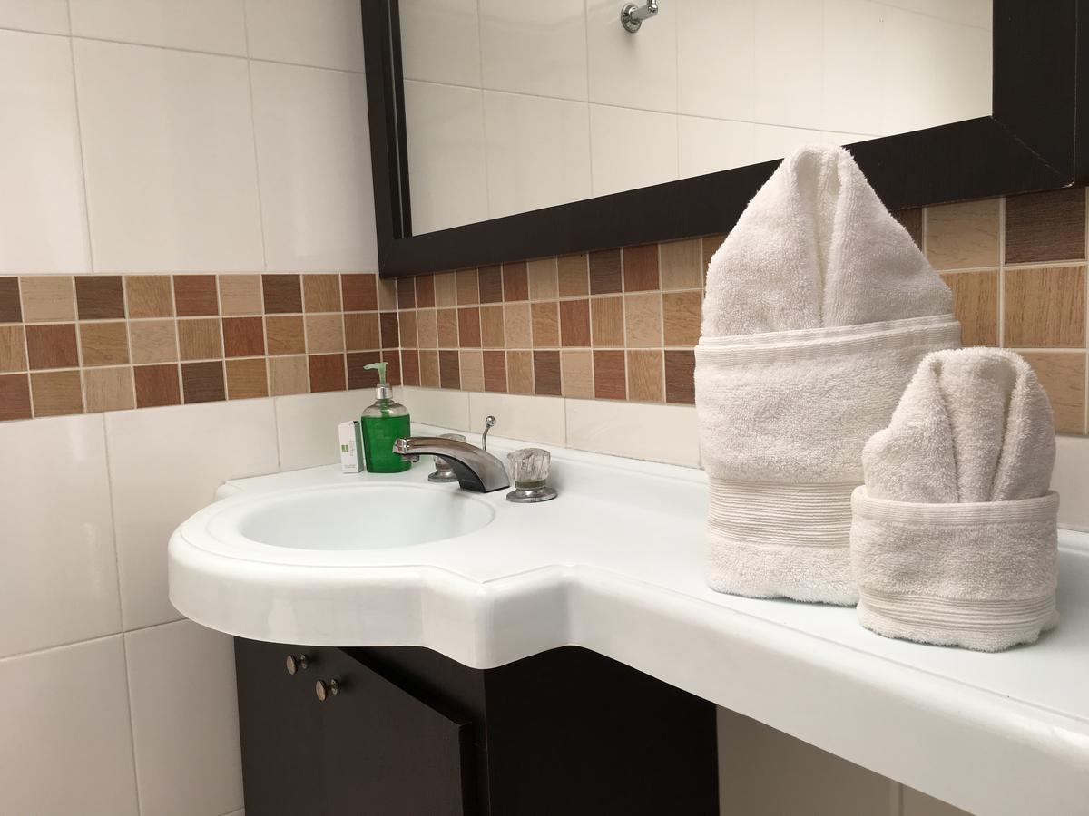 Hotel Regine'S Манисалес Екстериор снимка